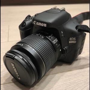 Canon EOS 600D